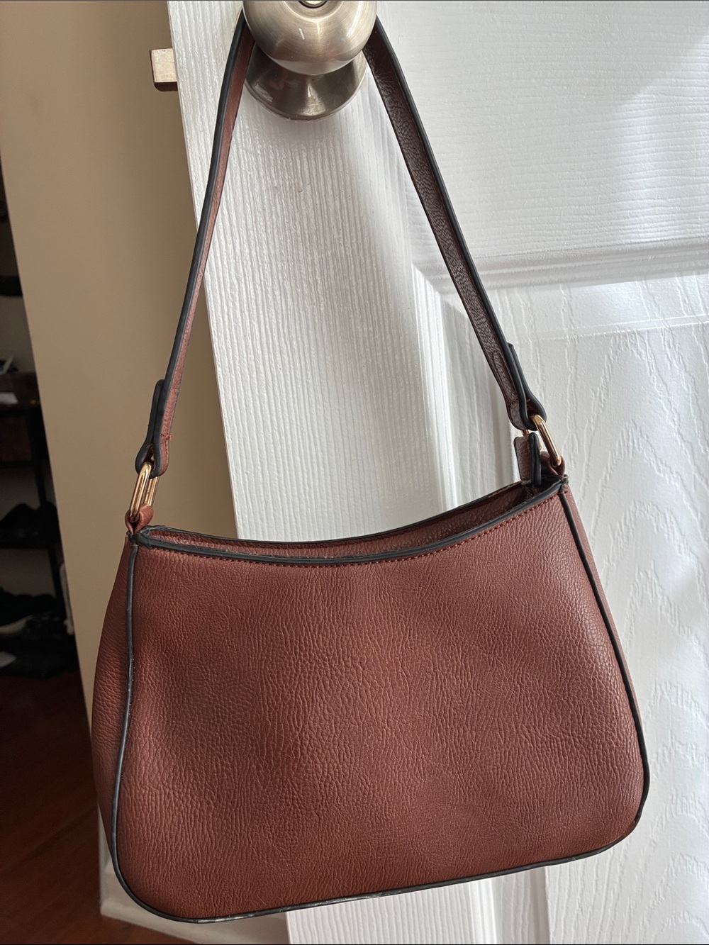 Classic Brown Shoulder Bag - Minimalist Women's Handbag